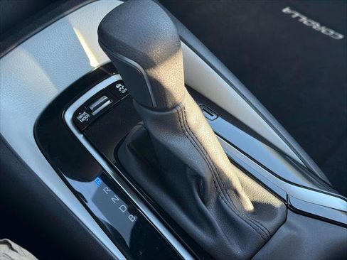Certified 2023 Toyota Corolla SE w/ Carpet Mat Package (TMS) FWD image 16