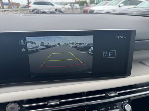 Used 2025 Hyundai Tucson SEL FWD image 28