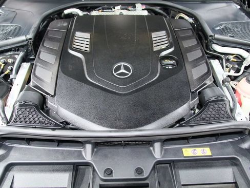 Certified 2022 Mercedes-Benz S 580 4MATIC Sedan image 31