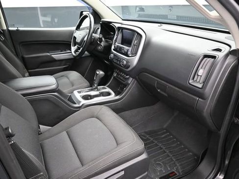 Used 2020 Chevrolet Colorado LT w/ Safety Package AWD/4WD image 17