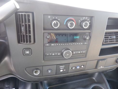 Used 2021 Chevrolet Express 2500 image 13