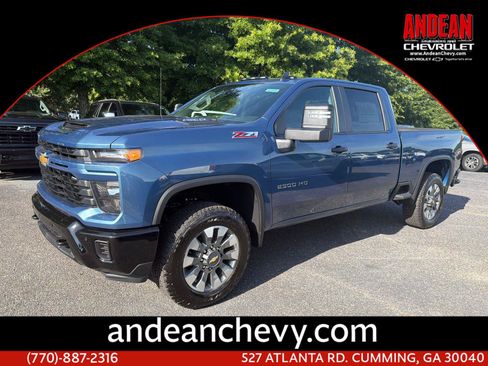 New 2026 Chevrolet Silverado 2500 Custom w/ Custom Value Package AWD/4WD image 1