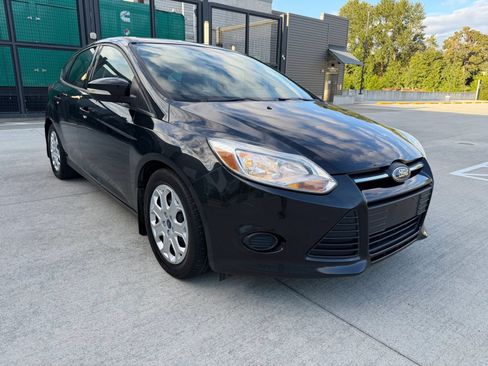 Used 2013 Ford Focus SE FWD image 14