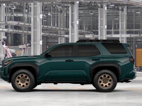 New 2026 Toyota 4Runner Trailhunter AWD/4WD image 4