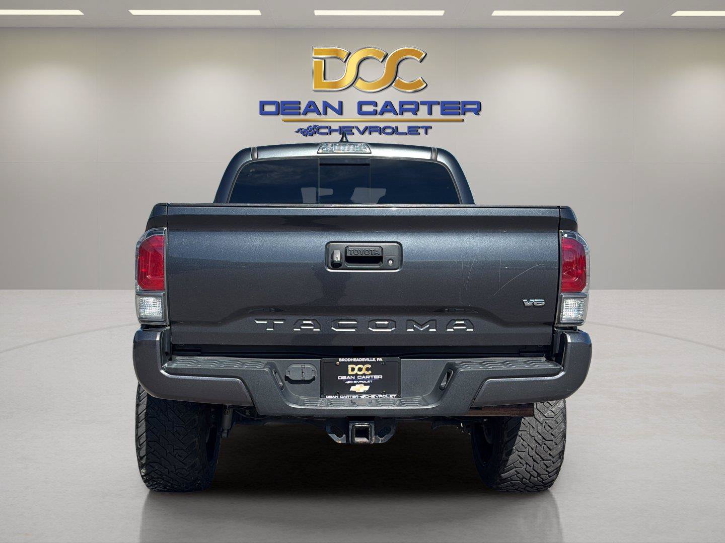 Used 2020 Toyota Tacoma TRD Sport AWD/4WD image 4