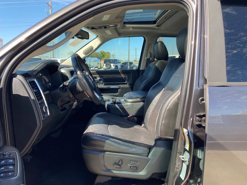 Used 2015 RAM 2500 Laramie w/ Convenience Group AWD/4WD image 10
