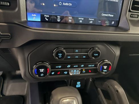 New 2025 Ford Bronco Badlands image 27