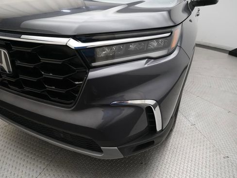 Used 2024 Honda Pilot Touring image 24