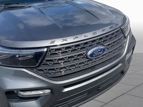 Certified 2023 Ford Explorer XLT w/ Equipment Group 202A RWD image 30