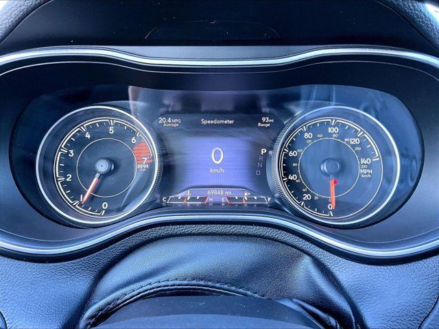 Used 2020 Jeep Cherokee Limited FWD image 22