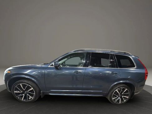 Used 2018 Volvo XC90 T6 Momentum w/ Momentum Plus Package AWD/4WD image 8