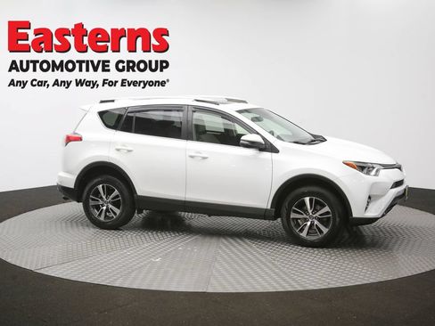 Used 2018 Toyota RAV4 XLE AWD/4WD image 49