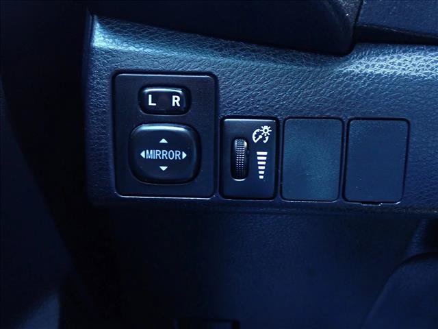 Used 2016 Toyota Corolla L FWD image 19