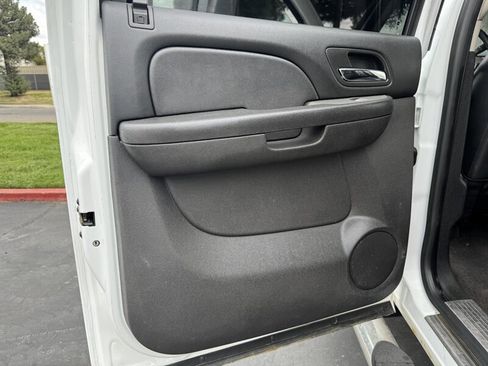 Used 2012 Chevrolet Silverado 2500 LTZ w/ LTZ Plus Package image 25