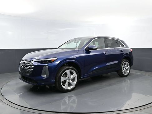 New 2026 Audi Q5 Premium Plus AWD/4WD image 1