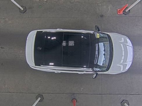 Used 2022 Lincoln Corsair Standard w/ Premium Package image 11