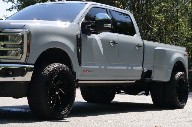 Used 2024 Ford F350 Lariat w/ Lariat Ultimate Package AWD/4WD image 65