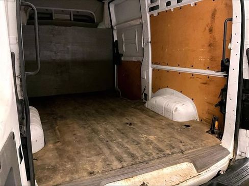 Used 2019 Nissan NV 2500 SV RWD image 33