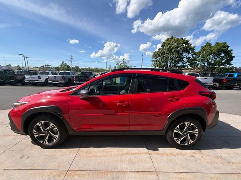 Used 2025 Subaru Crosstrek 2.5i Premium AWD/4WD image 9