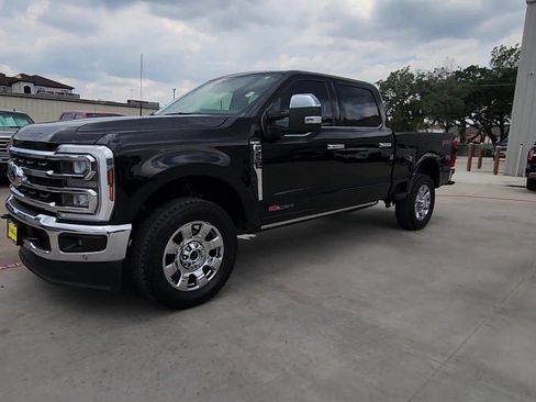 Used 2025 Ford F250 King Ranch w/ Chrome Package AWD/4WD image 4