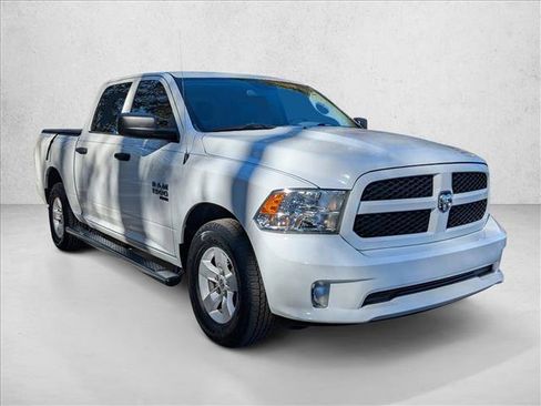 Used 2019 RAM 1500 Express image 3