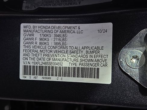 Used 2025 Honda Civic Sport image 26