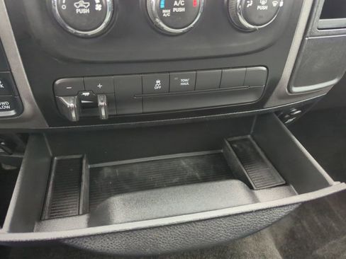 Used 2017 RAM 1500 Express w/ Express Value Package image 16