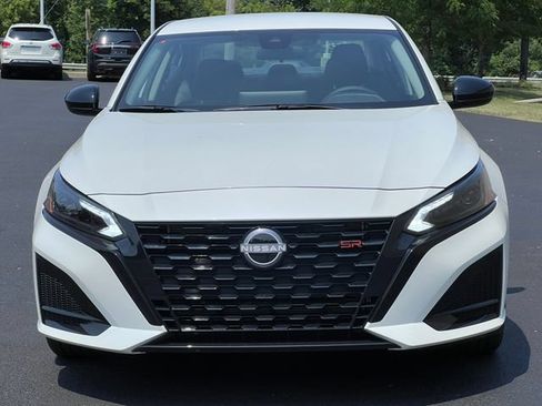 New 2026 Nissan Altima 2.5 SR FWD image 33