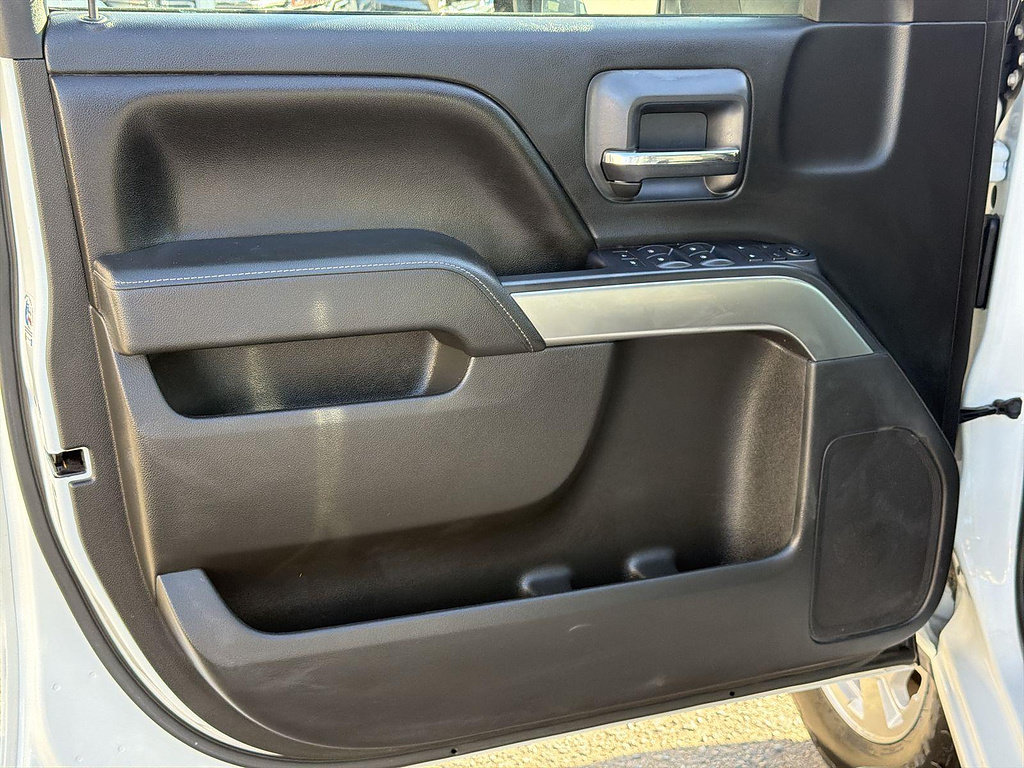 Used 2015 Chevrolet Silverado 2500 LT w/ LT Convenience Package RWD image 19