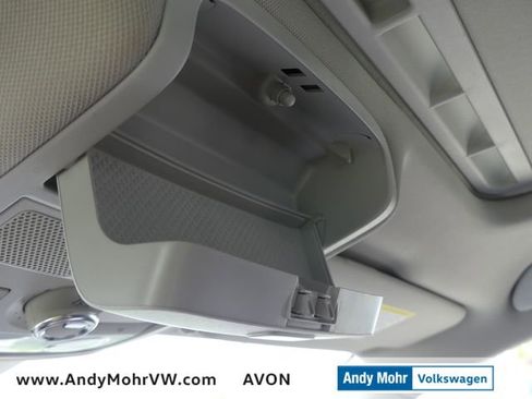 Certified 2022 Volkswagen Passat 2.0T SE FWD image 30