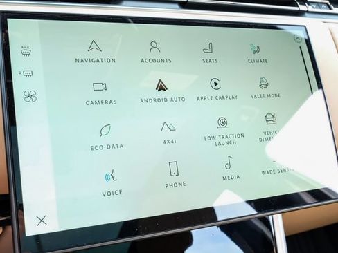 New 2026 Land Rover Range Rover SE AWD/4WD image 39