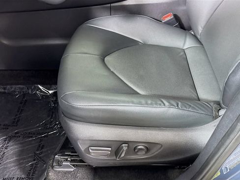 Used 2024 Toyota Grand Highlander AWD Hybrid image 20