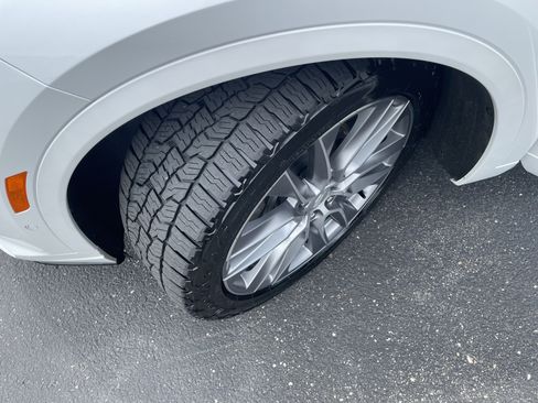 Used 2020 Cadillac XT6 Sport AWD/4WD image 10