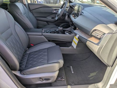 New 2026 Nissan Rogue Platinum AWD/4WD image 27