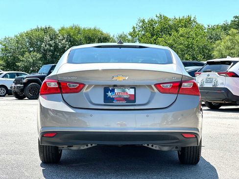 Used 2025 Chevrolet Malibu LT FWD image 14