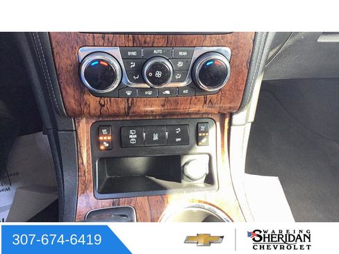 Used 2014 Chevrolet Traverse LTZ AWD/4WD image 11