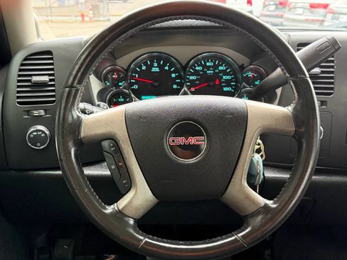 Used 2011 GMC Sierra 1500 SLE image 19