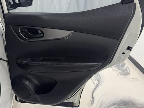 Used 2019 Nissan Rogue Sport S AWD/4WD image 24