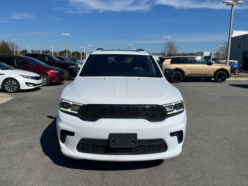 Used 2024 Dodge Durango GT image 2