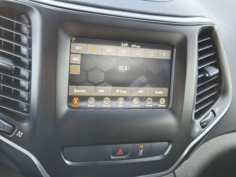 Used 2021 Jeep Cherokee Latitude image 26