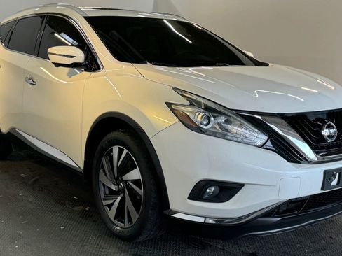 Used 2017 Nissan Murano Platinum w/ Platinum Technology Package AWD/4WD image 3