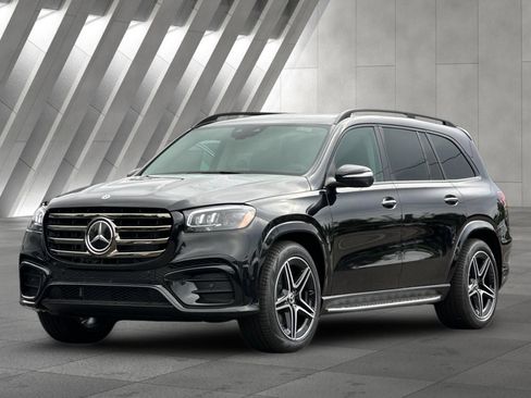 New 2026 Mercedes-Benz GLS 450 4MATIC image 8