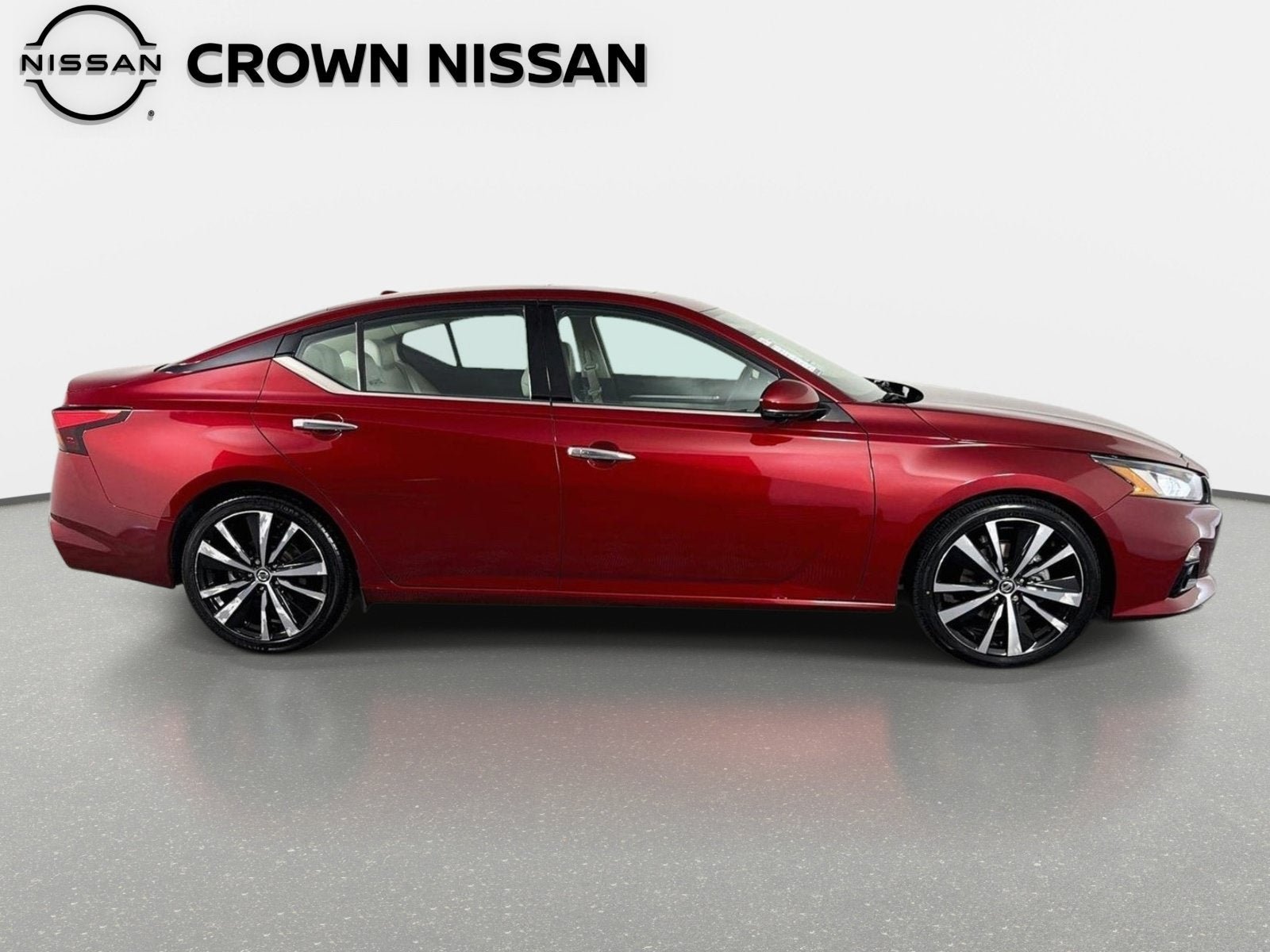 Certified 2019 Nissan Altima 2.5 Platinum FWD image 5