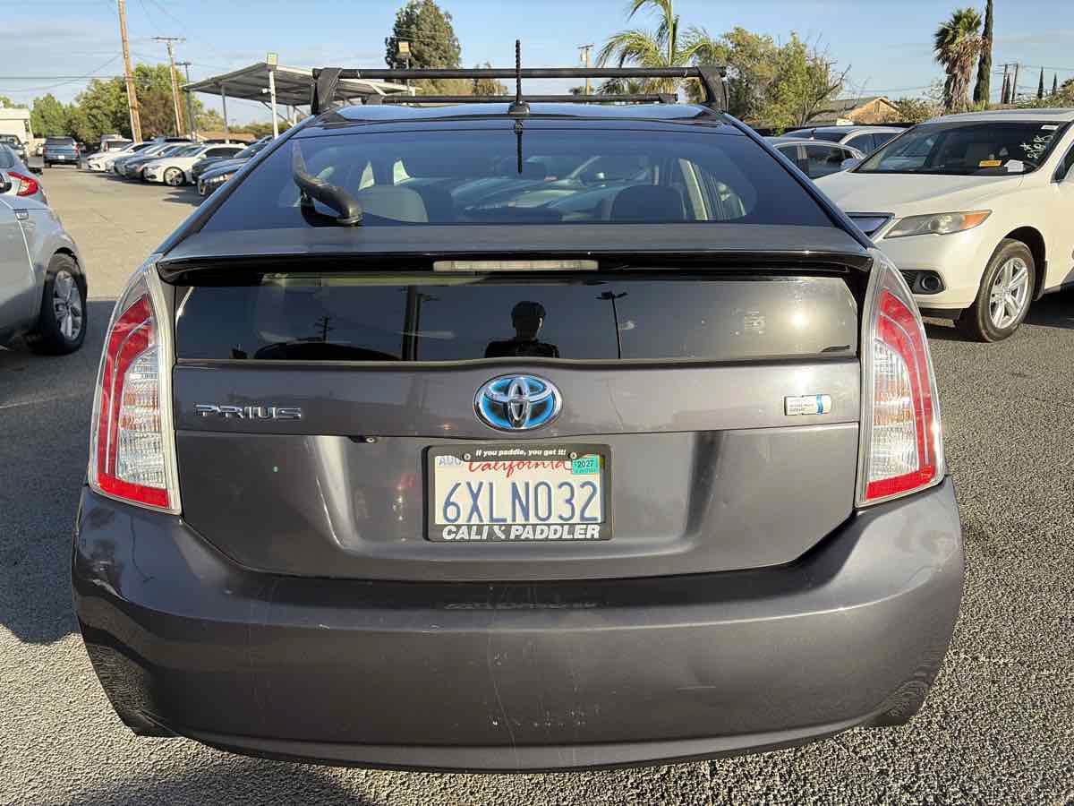 Used 2012 Toyota Prius Three FWD image 3