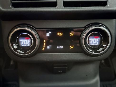 Used 2021 Land Rover Range Rover Velar R-Dynamic S image 27