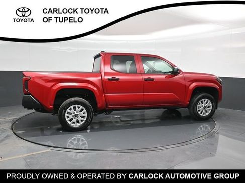 Used 2025 Toyota Tacoma SR image 4