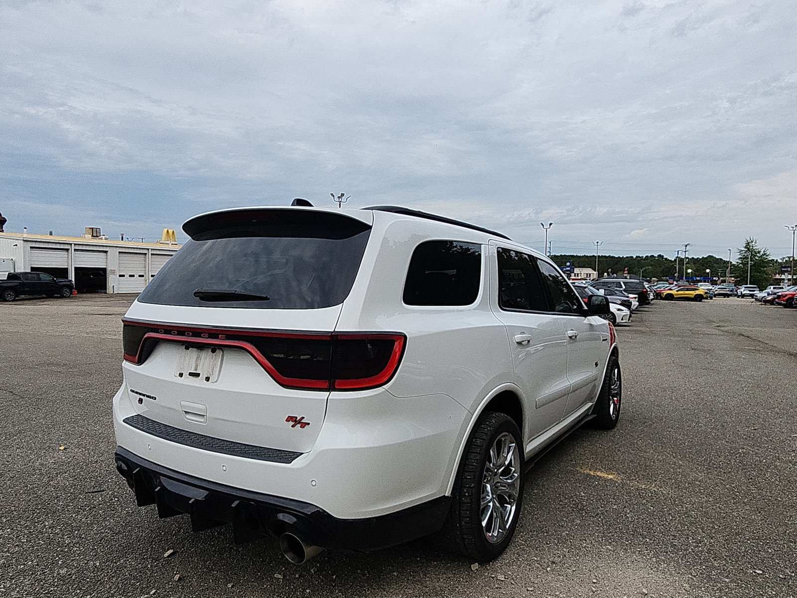 Used 2024 Dodge Durango R/T RWD image 5