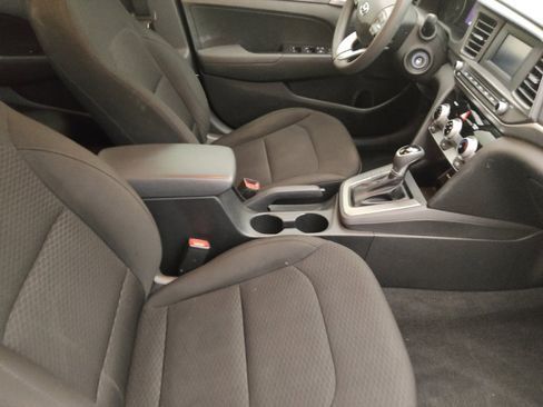 Used 2019 Hyundai Elantra SE w/ Cargo Package image 21