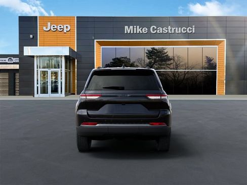 New 2026 Jeep Grand Cherokee Altitude AWD/4WD image 7