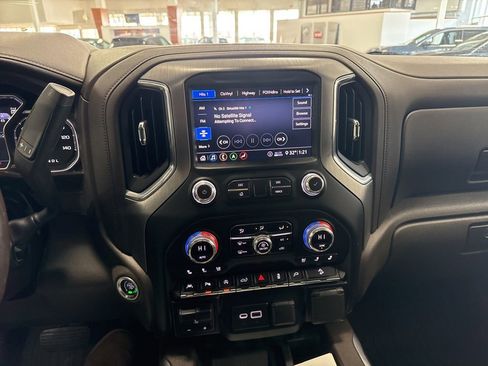 Used 2020 GMC Sierra 1500 Denali w/ Technology Package image 13